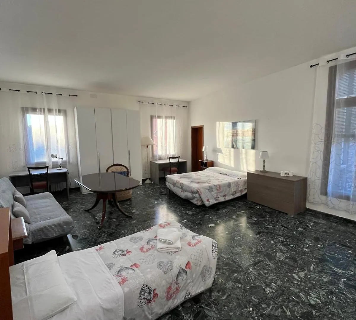 Stefy'S Rooms Βενετία Πανσιόν